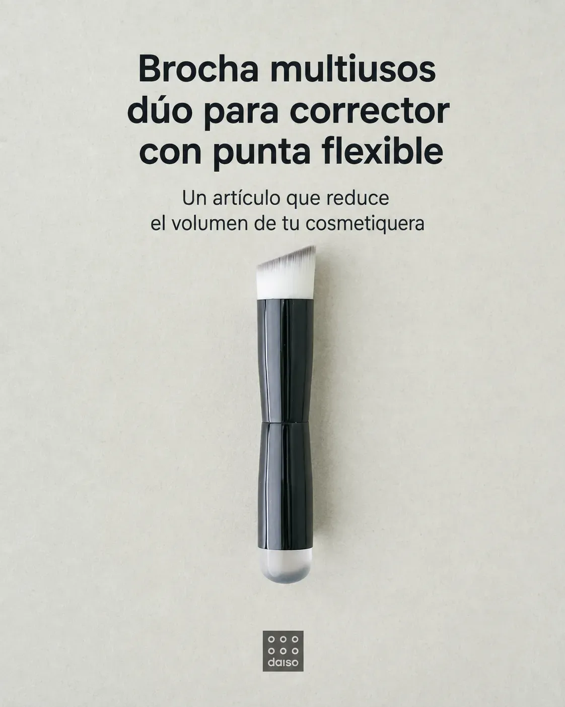 Brocha Multifuncional Dúo para Maquillaje con Punta Flexible DAISO